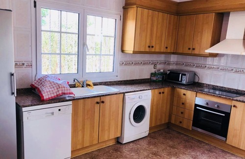 Lliria Ski Chalet | Nice Chalet overlooking the calderona