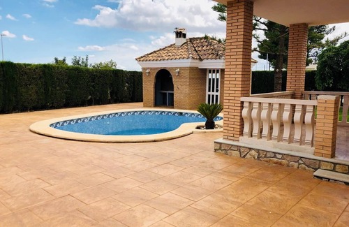 Lliria Ski Chalet | Nice Chalet overlooking the calderona