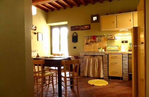 Nozanno House | Nice, comfortable holiday home with terrace, on the hills near Lucca