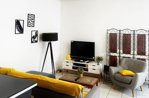 Saint-Denis Apartment | Nice flat close to Stade de France & Paris' heart