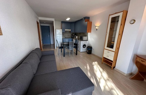Almadraba-Canyelles Apartment | Nice flat in Roses with swimming pool and parking AV-66
