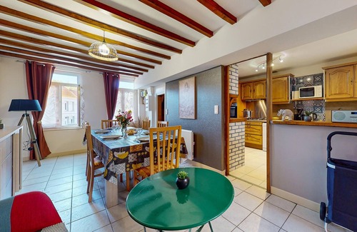 Neuville-sous-Montreuil House | Nice home in Neuville-sous-Montreuil