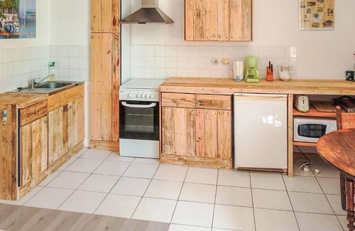 Chalabre House | Nice home in Chalabre with WiFi