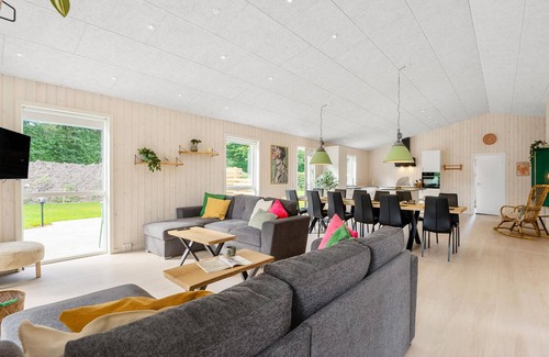 Bork Havn House | Nice home in Hemmet with WiFi