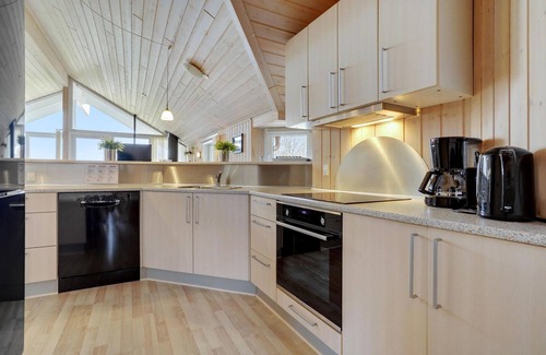 Hovborg House | Nice home in Hovborg with kitchen