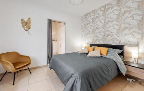 Linxe House | Nice Home In Linxe With Kitchen