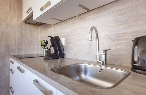 Makkum House | Nice home in Makkum with lake view