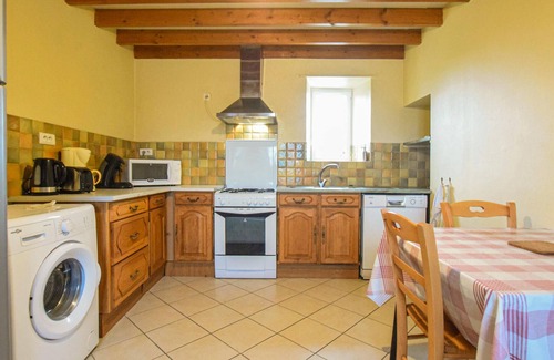 Pierreville House | Nice home in Pierreville with WiFi