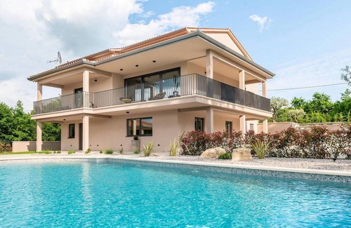 Pican House | Nice home in Potpican