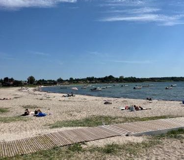 Ronde House | Nice Home In Rønde With 3 Bedrooms And Wifi