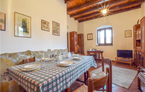 San Nicolo House | Nice Home In Raccuja With Kitchen