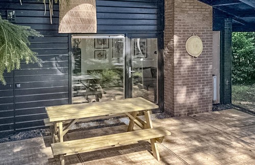 Rheezerveen House | Nice home in Rheezerveen with sauna