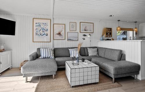 Spodsbjerg House | Nice Home In Rudkøbing With Wifi