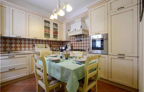 Ortonovo House | Nice Home In Terrinca With Wifi