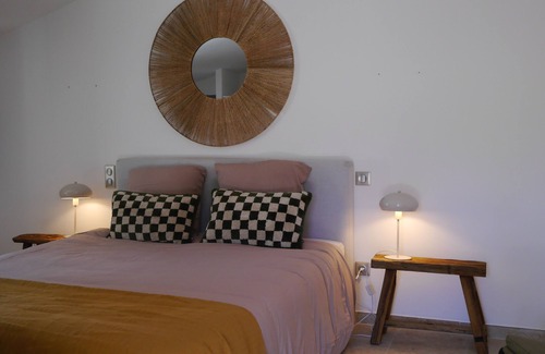 Lagnes Other | Nice little Provencal mazet with private pool