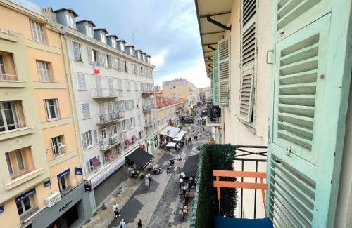 Jean-Medecin Apartment | Nice Renting - 2 MASSENA - Luxury Loft - Balcony Massena Square View - AirCon