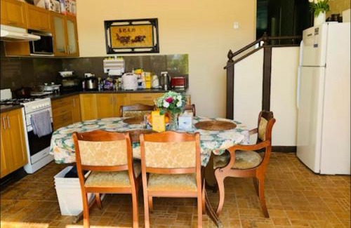 Rosewater House | Nice room less pay near Port Adelaide