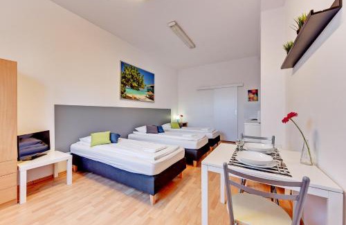 Emaus Bed & Breakfast | Nice Rooms - Pokoje Gościnne