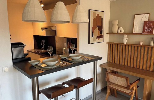 Prado - Republique Apartment | Nice T2 with balcony - near beach