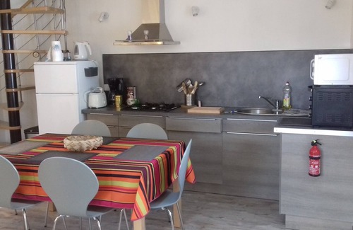 La Teste-de-Buch Apartment | Nice T3 duplex apartment with air-conditioning and terrace (4 to 6 p) near oyster port