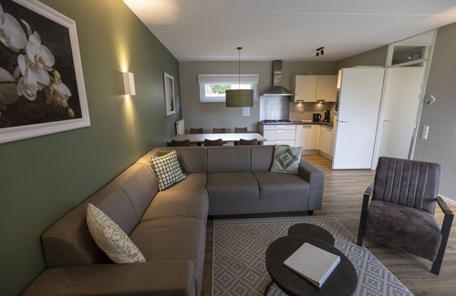 Heimbach Villa | Nice villa in Eifeler Tor Resort