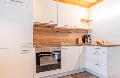 Hinterthal Apartment | Nicely furnished and spacious studio