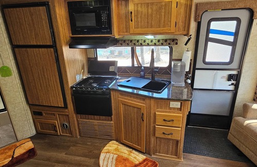 Niceville House | Niceville's Hidden Camper. Your cozy beachy escape