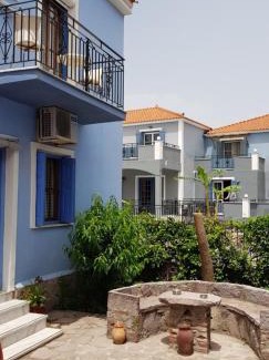 Petra House | Nicholas House