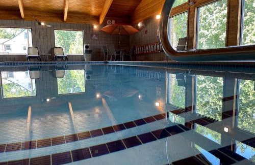 Hastings Hotel | Nichols Inn & Suites