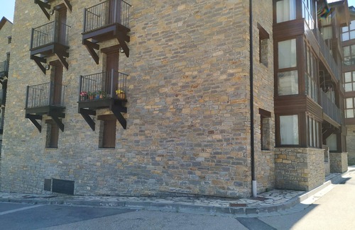 Escarrilla Apartment | NICOMAR APARTMENT