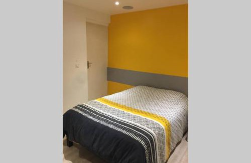 Chamalieres Apartment | NID D AMOUR F1 40m2 calme RDC possibilité jacuzzi hammam