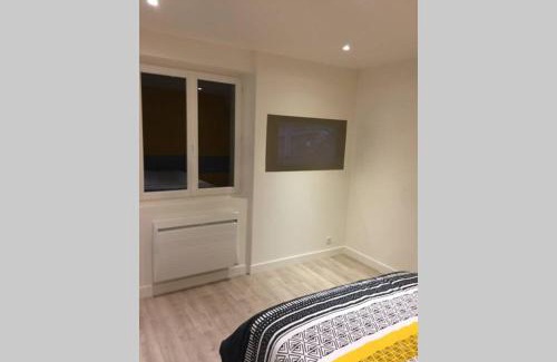 Chamalieres Apartment | NID D AMOUR F1 40m2 calme RDC possibilité jacuzzi hammam