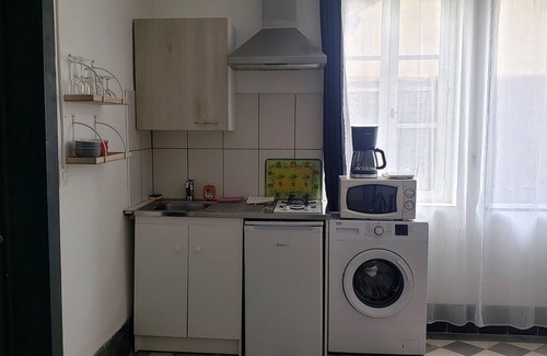 Foissiat Apartment | Nid Douillet Dans une Ferme Bressane