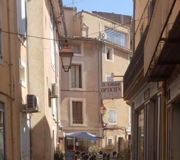 Apt Apartment | nid2nuit Nuance d'Ocres