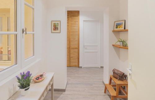 Apt Apartment | nid2nuit Nuance d'Ocres