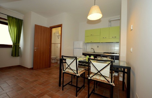 Francavilla d'Ete Apartment | Night Flat in Country House Villa, Private Swimming Pool, Quiet Nature and Relaxation