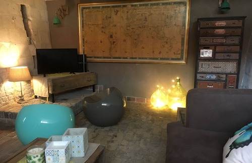 Agnez-les-Duisans Bed & Breakfast | Night in B & B in an atypical setting with wellness area