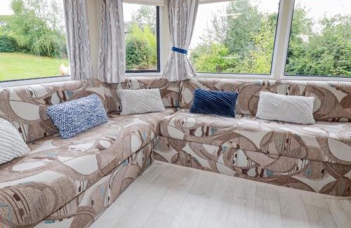 St. Giles on the Heath House | Night Sky Delight