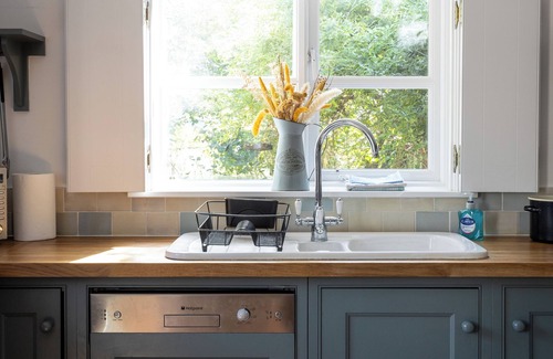 Sudbourne Cottage | Nightingale Cottage, Sudbourne near Orford, with 1/3 acre garden