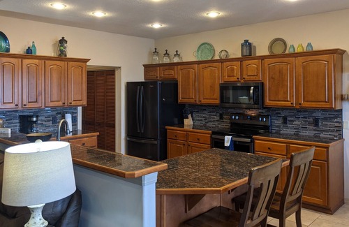 Branson West Condo | Nightly Specials! Spacious OzarksHome ~ HiSpeedWiFi ~ OutdoorPool ~ Close to SDC
