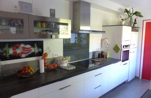 Nages-et-Solorgues Villa | NIMES 12 km, VILLA SPACIEUSE PISCINE 4 to 6 P.