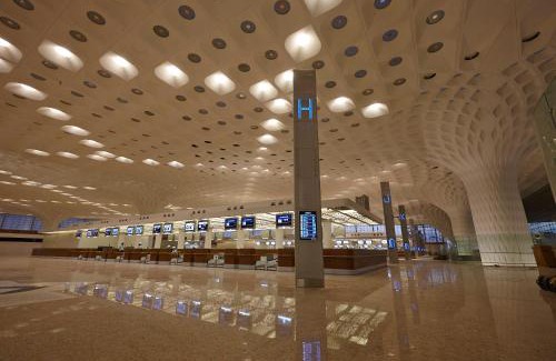 Vile Parle East Hotel | Niranta Transit Hotel Mumbai Airport - At Arrivals
