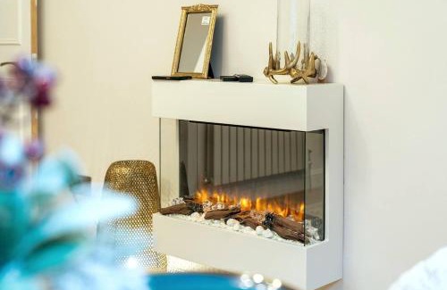 West Kensington Apartment | Niru Experience Urban Escape Retreat
