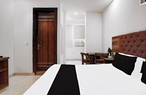 South West Hotel | Nishka Residancy