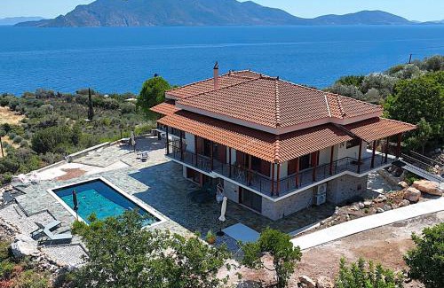 Dryopi House | NISIDA Resort & Meditation center - Adult only