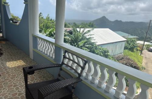 Vieille Case Villa | NIZA’S PLACE—Cozy Mountainside Villa with Ocean view.