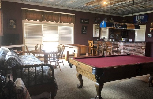 Perry House | NM RANCH *Waco*Near Baylor/Silos/Waco Surf Park/Magnolia