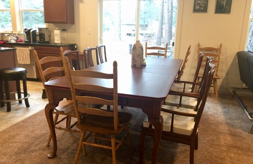 Deschutes River Woods House | nnBeautiful 6 bedroom, 3 bathroom house custom built for vacation rental.