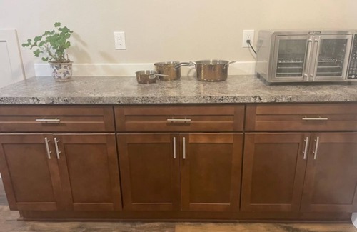 Forest Grove Bed & Breakfast | nnnnnnnnnPrivate 1-bedroom apt in a remodeled historic home in Forest Grove, OR