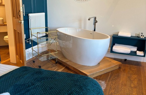 Markinch Hotel | No. 1 High Street - Boutique Rooms